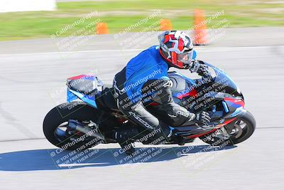 media/Jan-20-2023-Fastrack Riders (Fri) [[f2ad32aba3]]/Level 1/session 3 turn 9/